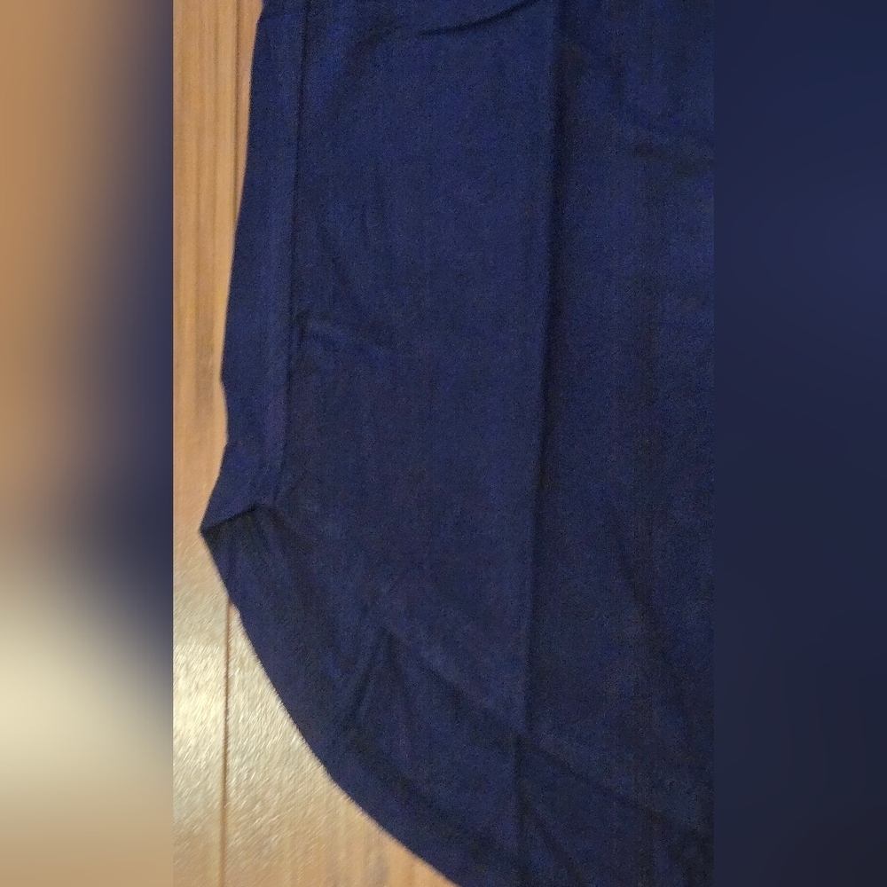 NWT Premise Women's Navy Blue Top - Picture 2 of 9